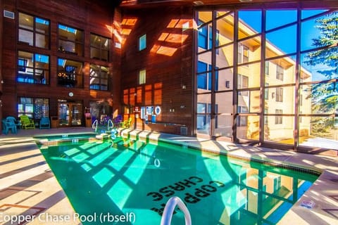 Royal Vista II Pool-Spa Ski-in out Gym, Sauna, Laundry, BBQ Apartment in Brian Head