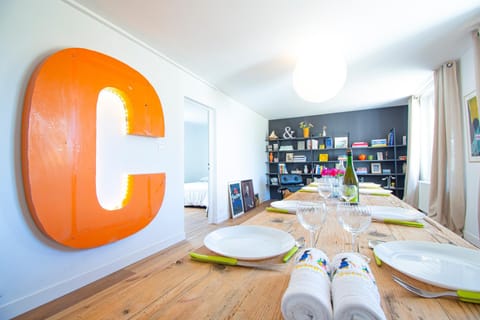 Library, Dining area