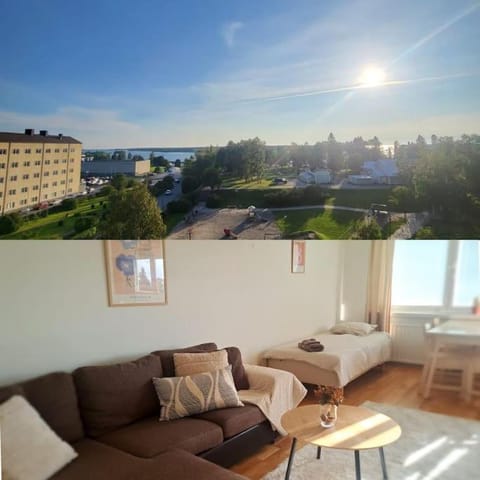 Communal lounge/ TV room, Day, View (from property/room), Living room, Sea view