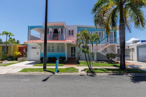 Tortuga Tranquila Villa in Humacao