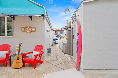 Seaside Escape, Perfect for Beach Lovers! House in Mission Beach