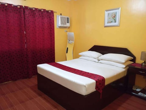 Twin Palm Guesthouse Hotel in Davao City