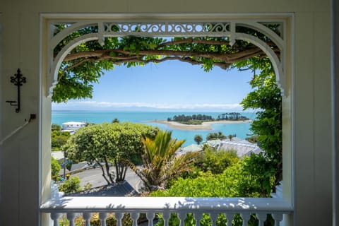 View (from property/room), Garden view, Sea view