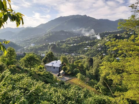 Nearby landmark, Off site, Neighbourhood, Natural landscape, Bird's eye view, Area and facilities