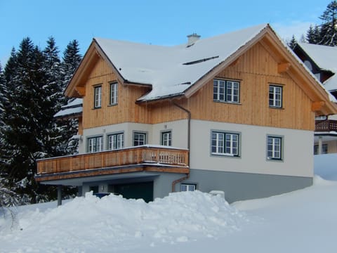 Landhaus Knödl-Alm Apartment in Bad Aussee