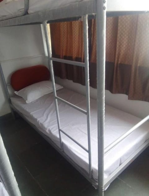 Thane Dormitory Hostel in Thane