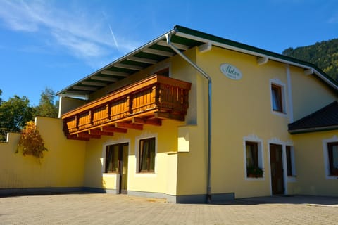 Property building, Day