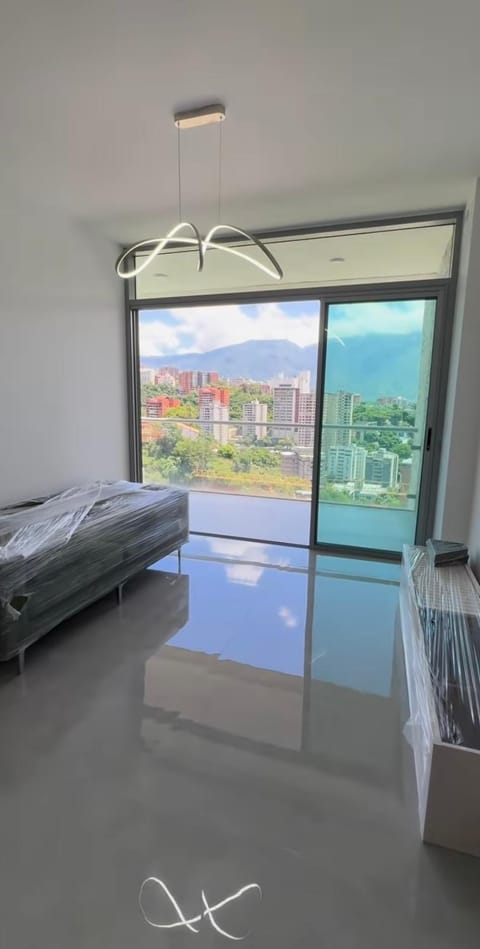 Apartamento de lujo 1H 1B vistas de todas las Caracas Santa Fe Apartment in Caracas