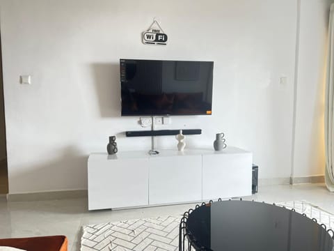 Communal lounge/ TV room, TV and multimedia