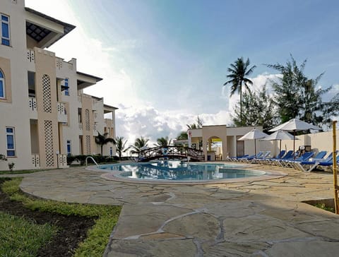 Day, Pool view, Swimming pool