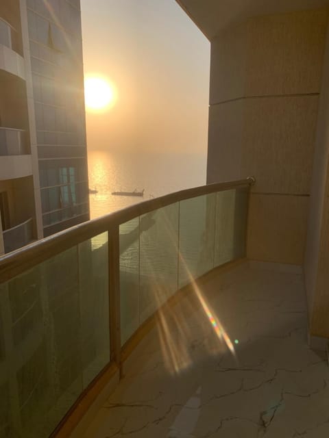 Apartment with sea view Apartahotel in Ajman