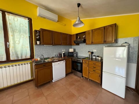 Lucky House Apartment in Province of Massa and Carrara