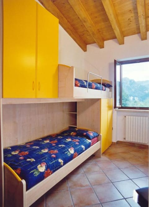 Residence Garden Apartment in Tignale