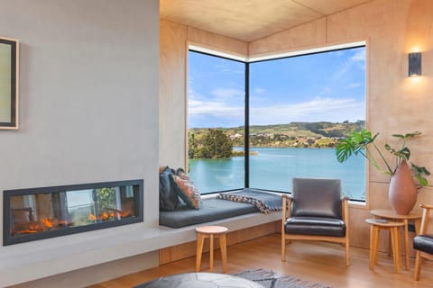 Living room, Seating area, Mountain view