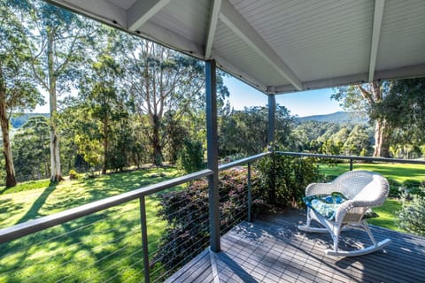 Patio, Natural landscape, View (from property/room), Balcony/Terrace, Garden view