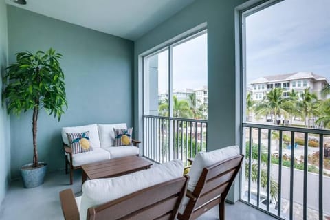 Seas the Day by Coastal Chic Vacations Apartment in Bradenton