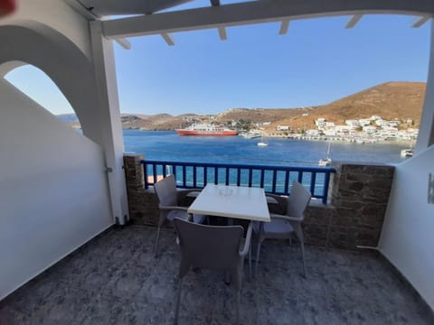 ΡΟΜΑΝΤΖΑ δωματιο 5 Apartment in Kea-Kythnos