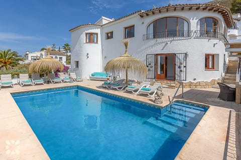 Patio, Day, Pool view, Swimming pool, sunbed