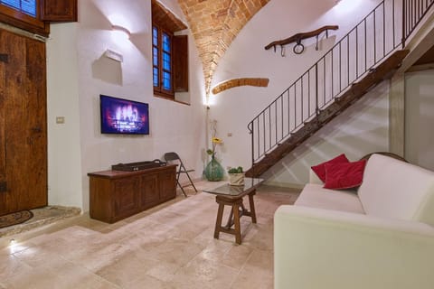 TV and multimedia, Living room, Photo of the whole room, Seating area