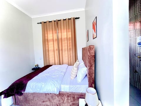 Airport Haven, Private Home near Julius Nyerere International Airport Apartment in City of Dar es Salaam