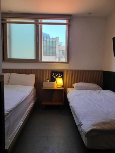 Well Plus Guest House Bed and Breakfast in Seoul