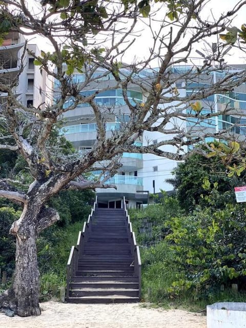 Bacutia, prédio frente ao mar! Apartment in Guarapari