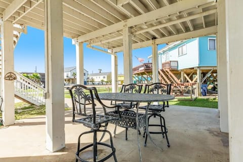 Banana Cabana - Quick Walk to Beach & Restaurants House in Surfside Beach