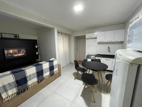 Communal lounge/ TV room, TV and multimedia, Living room, Dining area