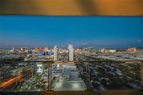 Night, Balcony/Terrace, City view