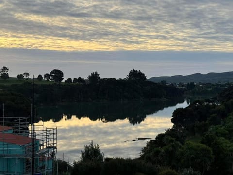 Raglan Rest and Recreation Apartment in Raglan