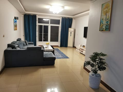 Masaki Anne H & Apartment Vacation rental in City of Dar es Salaam