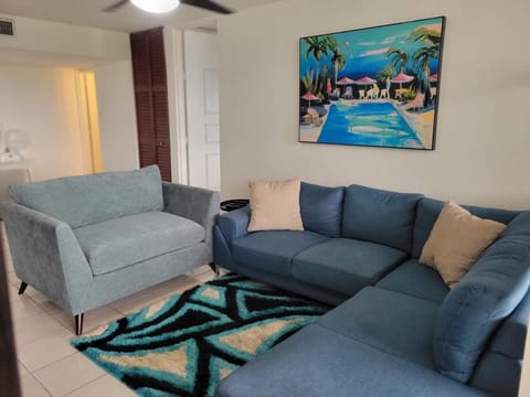 Oceanfront Oasis 2BR Getaway Private Beach Access Apartment in Carolina