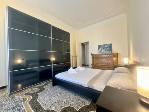 Near Acquario & Porto Antico - Scassi Hospital Apartment in Genoa