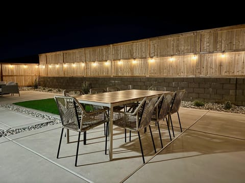 Patio, Night