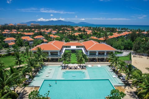 Property building, Natural landscape, Beach, Mountain view, Pool view, Sea view, Swimming pool, sunbed