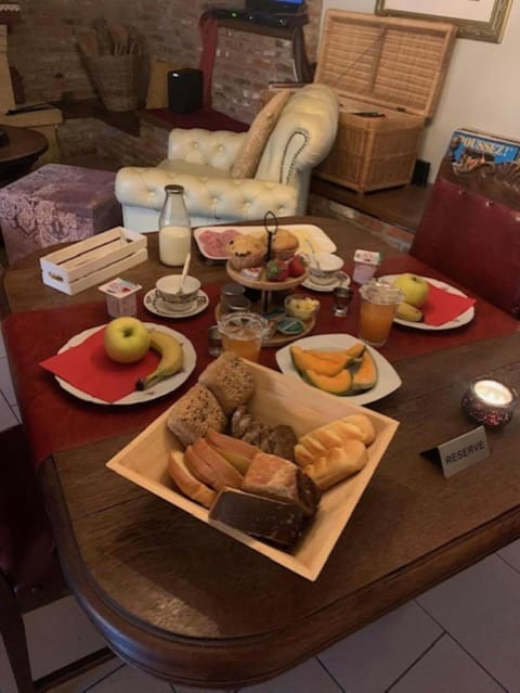 Breakfast, Continental breakfast