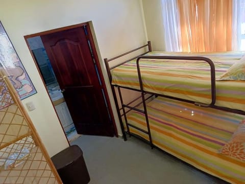 Bed, Photo of the whole room, bunk bed