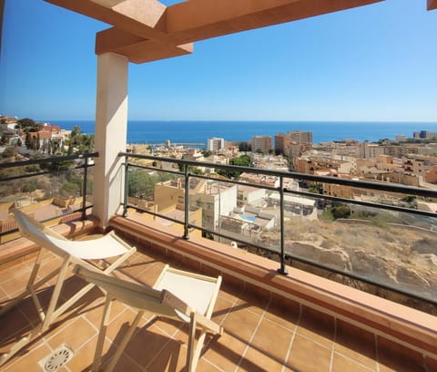 Natural landscape, View (from property/room), Balcony/Terrace, Balcony/Terrace, City view, Sea view, sunbed