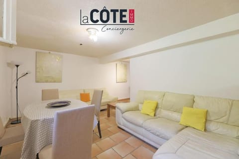 Le Bayle Apartment in Sausset-les-Pins