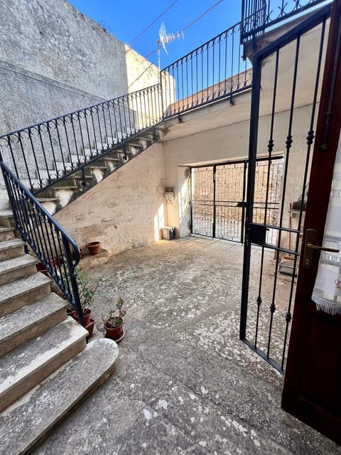 Inner courtyard view