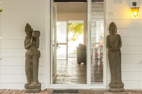 Drift Beach House Getaway Haus in Cairns