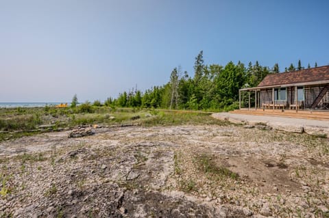 Lands End Private Waterfront Refuge House in Northern Bruce Peninsula