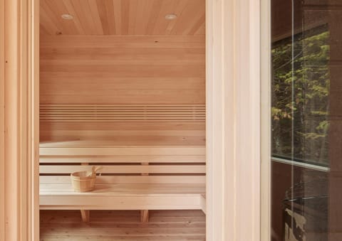 Sauna, Steam room