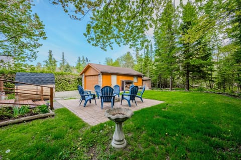 New In Sauble W Sauna & Hot Tub Haus in Sauble Beach