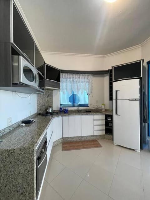 Kitchen or kitchenette, oven, stove