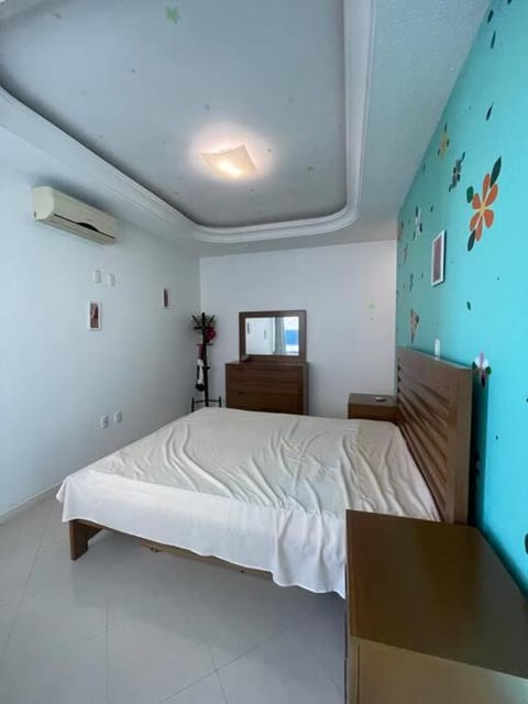 Bed, Photo of the whole room, Bedroom, air conditioner