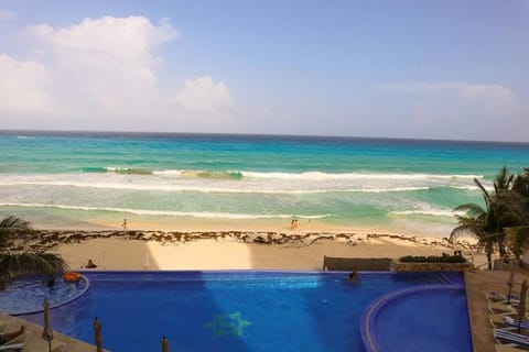 Apartamento con Vista al Mar Apartment in Cancun