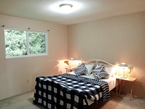 Langley Retreat - Lovely Cloverdale Homestay Vacation rental in Surrey