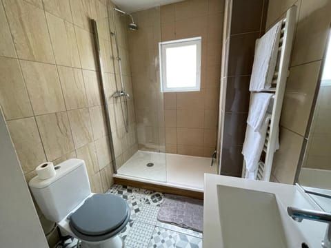 Shower, Toilet, Bathroom