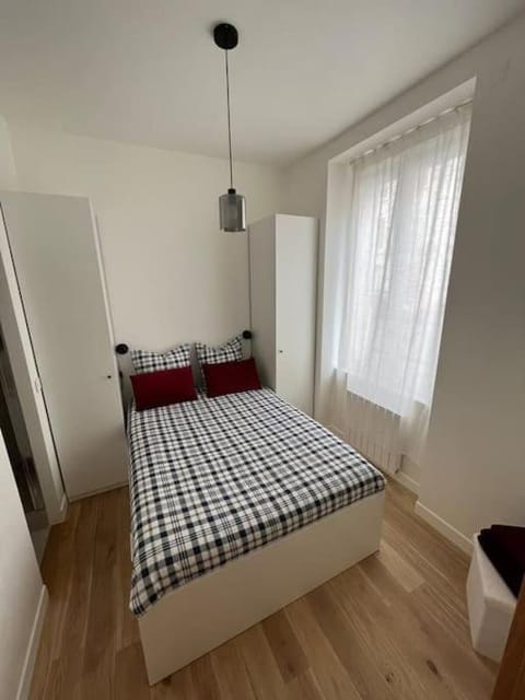 Appartement cosy flat 1 min from Paris Apartment in Charenton-le-Pont